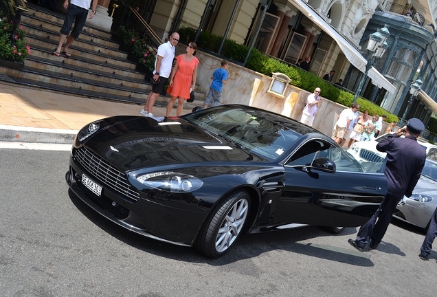 Aston Martin V8 Vantage S