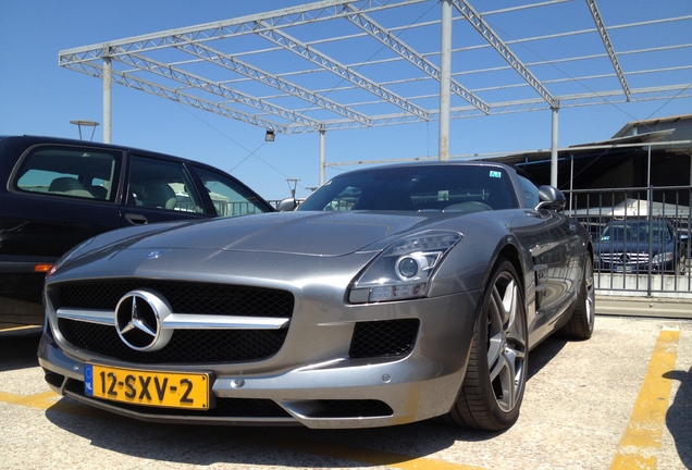 Mercedes-Benz SLS AMG Roadster