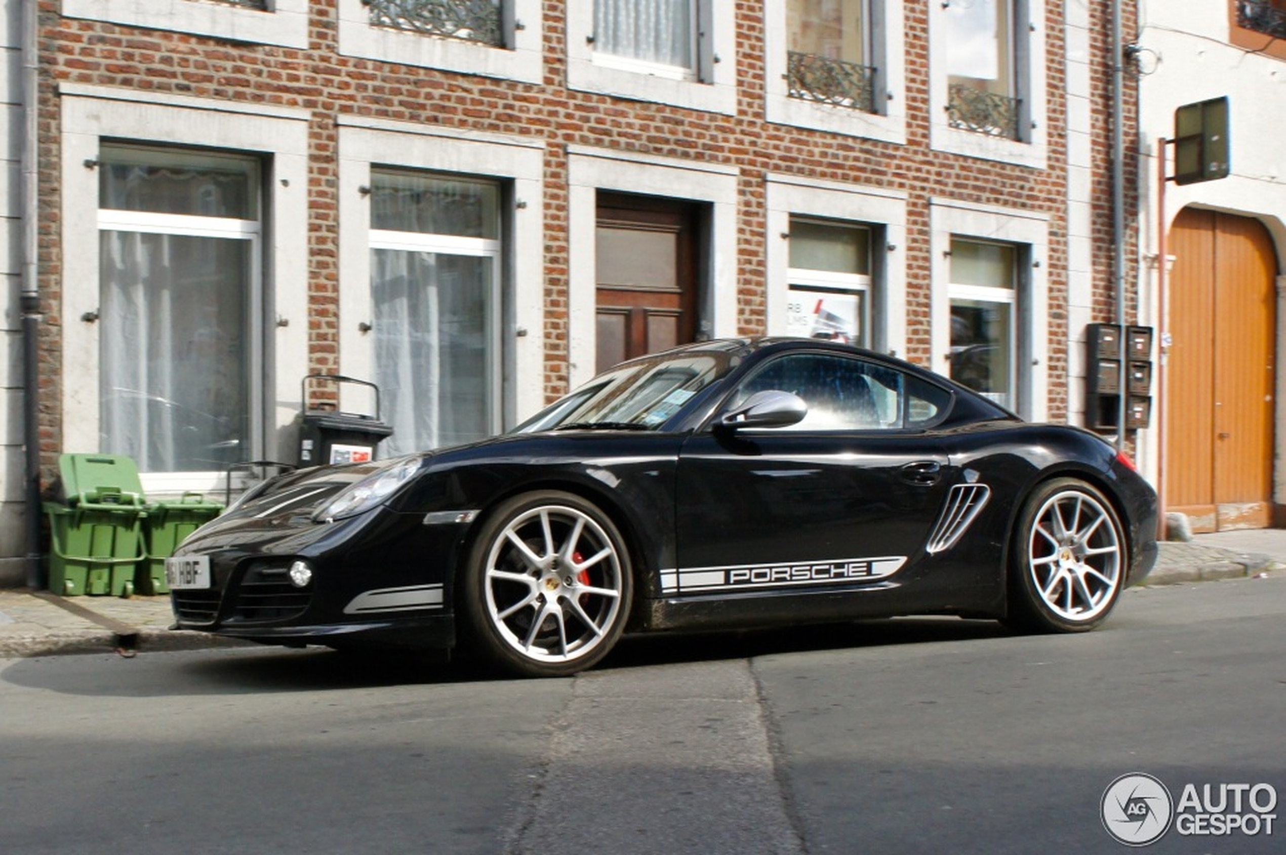 Porsche 987 Cayman R