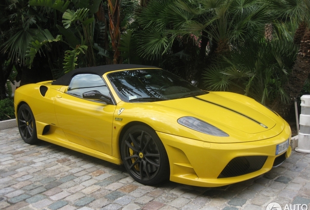 Ferrari Scuderia Spider 16M