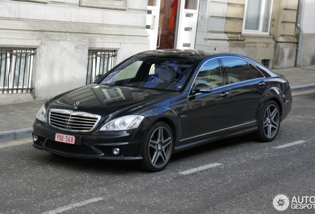 Mercedes-Benz S 63 AMG W221