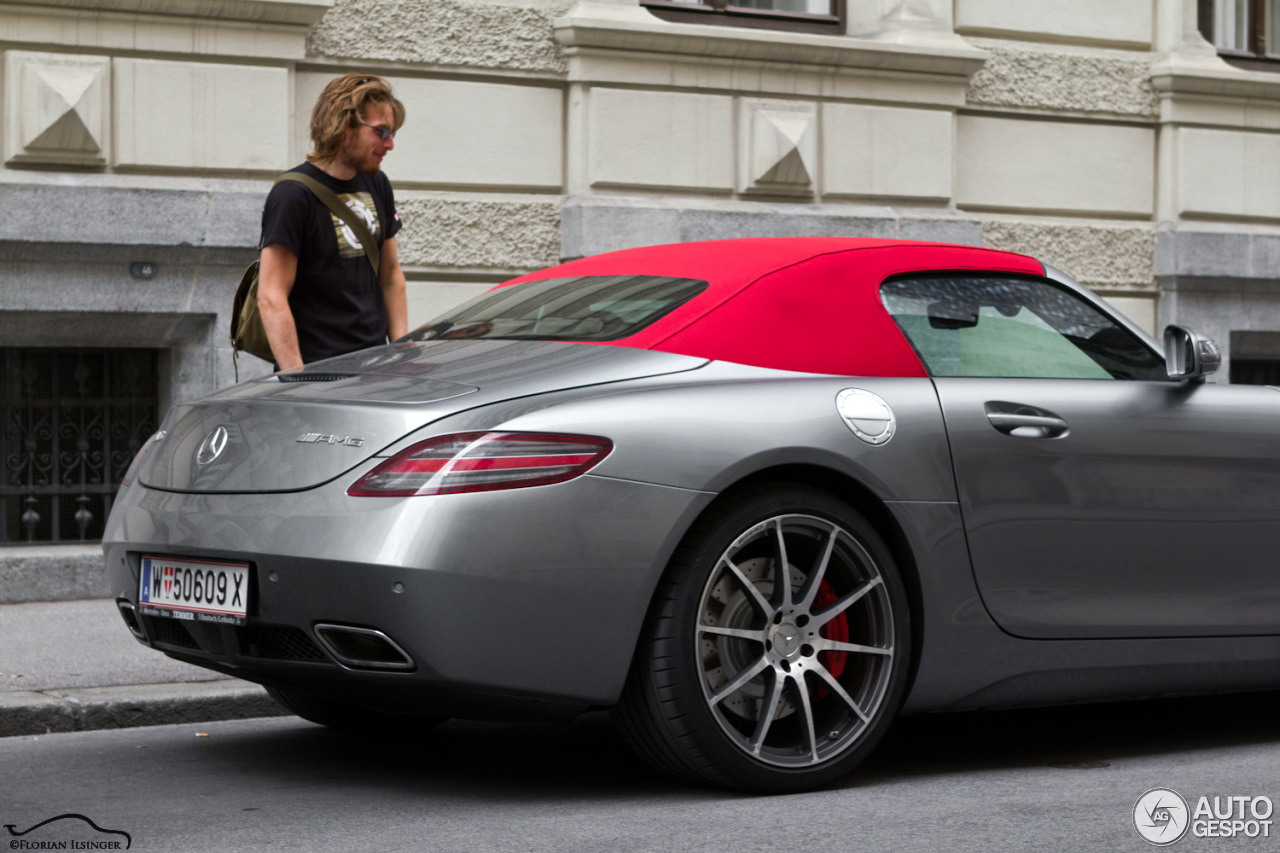 Mercedes-Benz SLS AMG Roadster