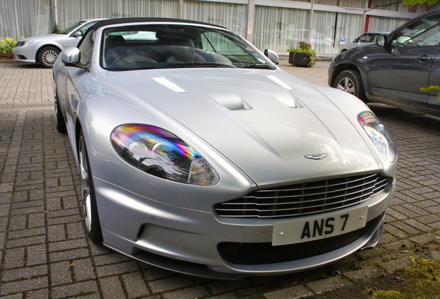 Aston Martin DBS Volante