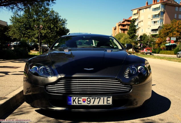 Aston Martin V8 Vantage