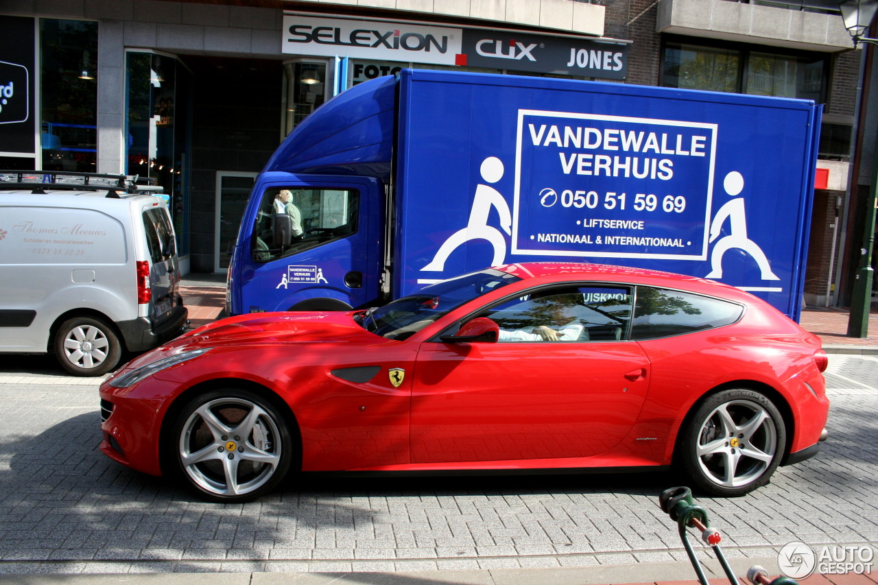 Ferrari FF