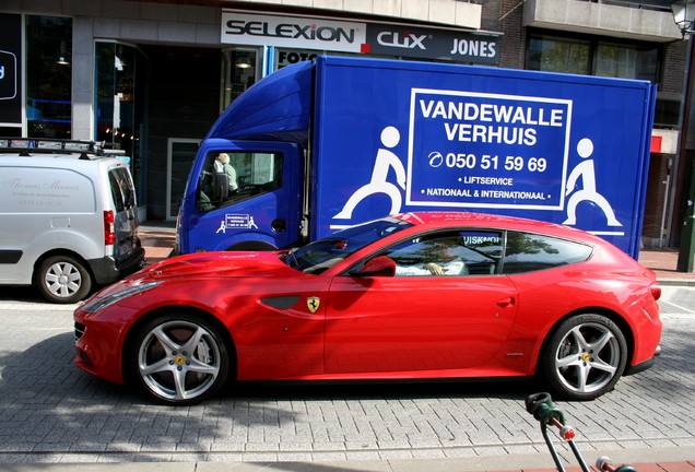 Ferrari FF