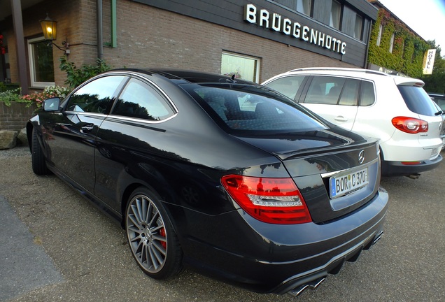 Mercedes-Benz C 63 AMG Coupé