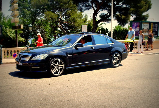 Mercedes-Benz S 63 AMG W221 2010