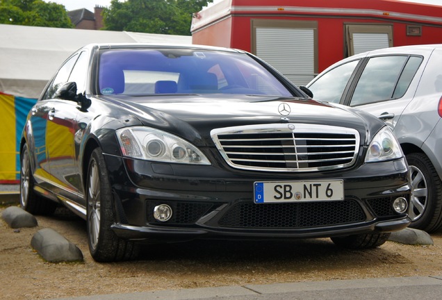 Mercedes-Benz S 63 AMG W221