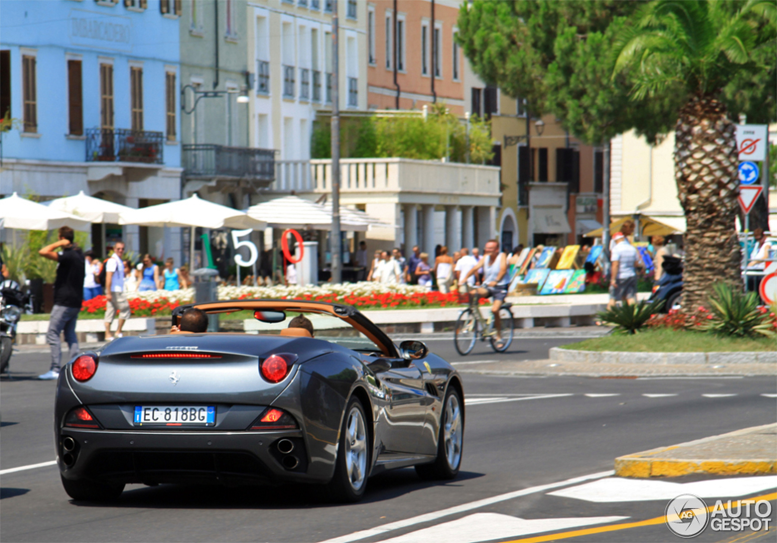 Ferrari California