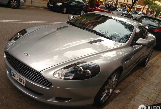 Aston Martin DB9