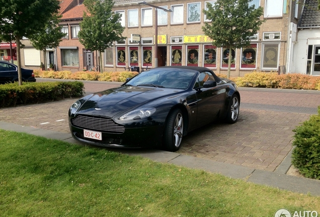 Aston Martin V8 Vantage Roadster