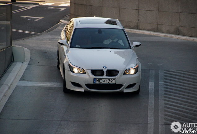 BMW M5 E60 2005