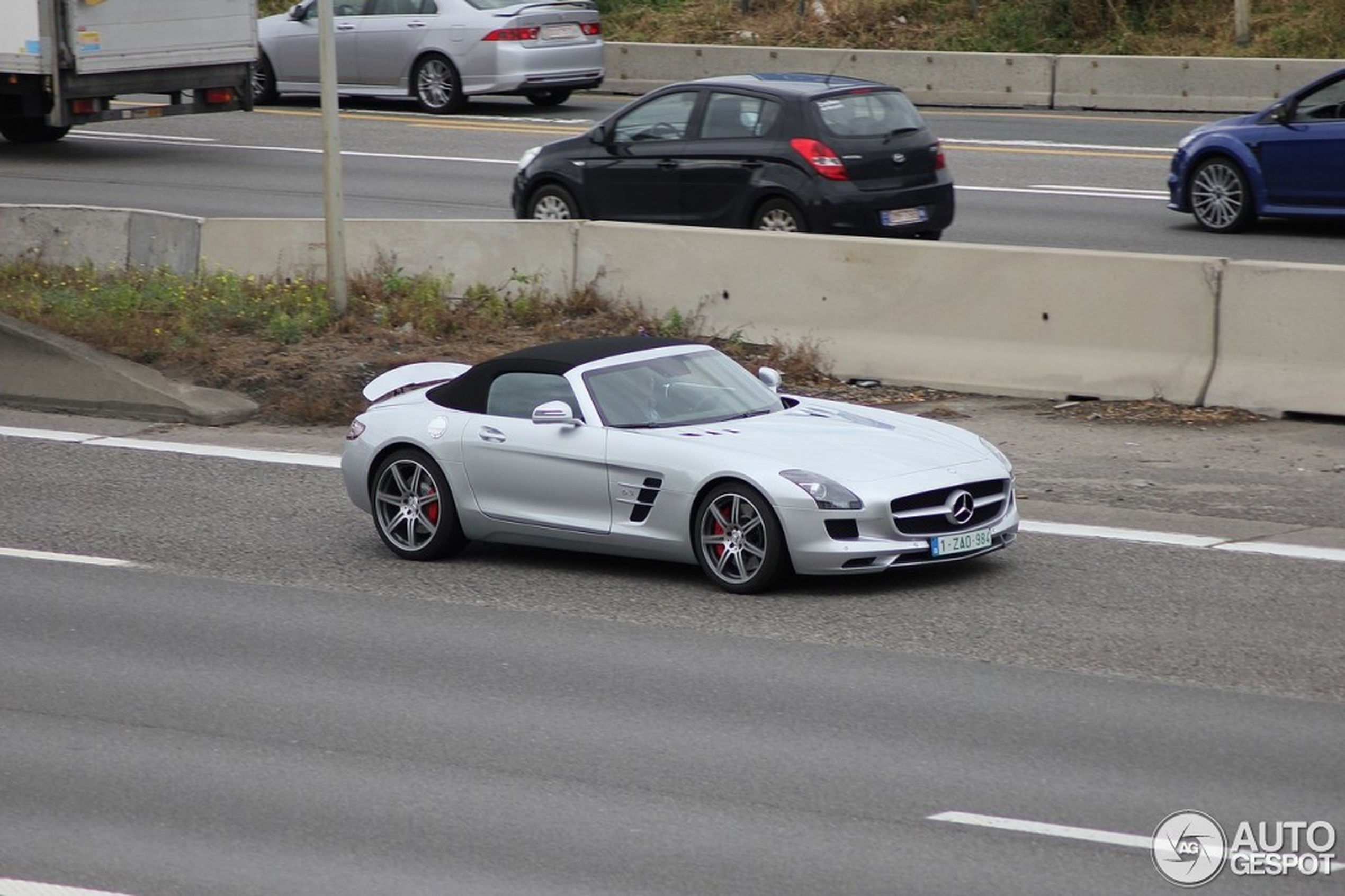 Mercedes-benz Sls Amg Roadster - 19 September 2012 - Autogespot