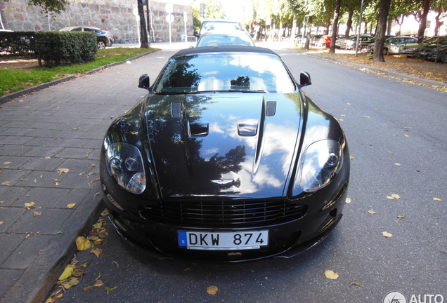 Aston Martin DBS Volante