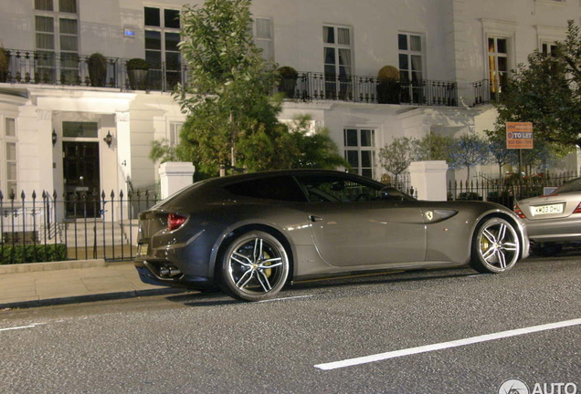 Ferrari FF