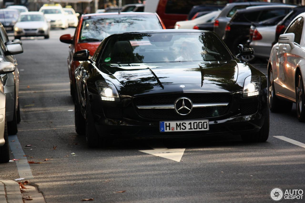 Mercedes-Benz SLS AMG Roadster