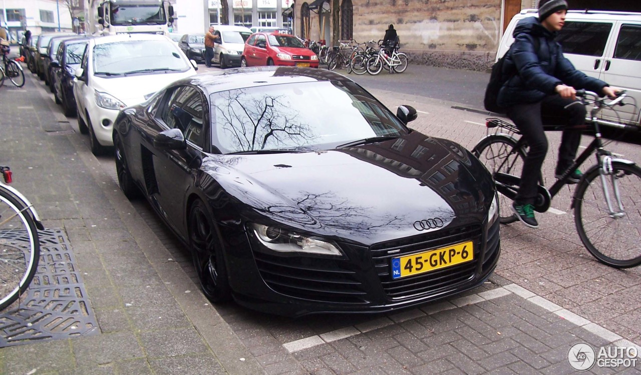 Audi R8