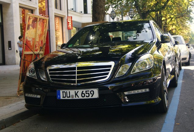 Mercedes-Benz E 63 AMG W212 V8 Biturbo