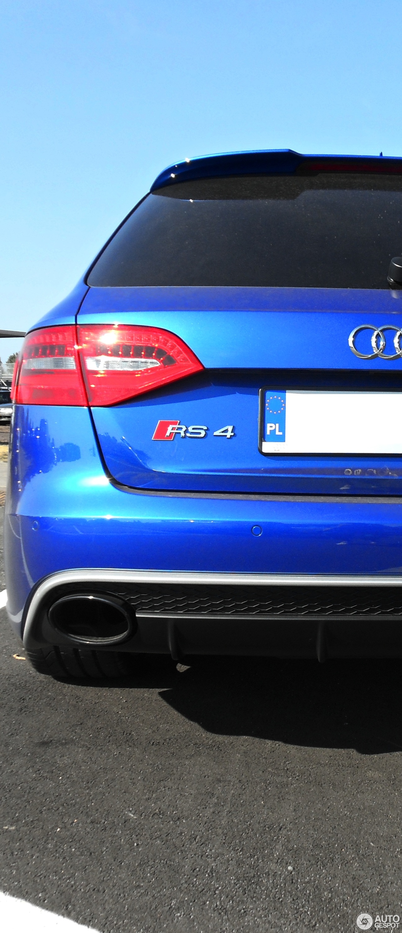 Audi RS4 Avant B8