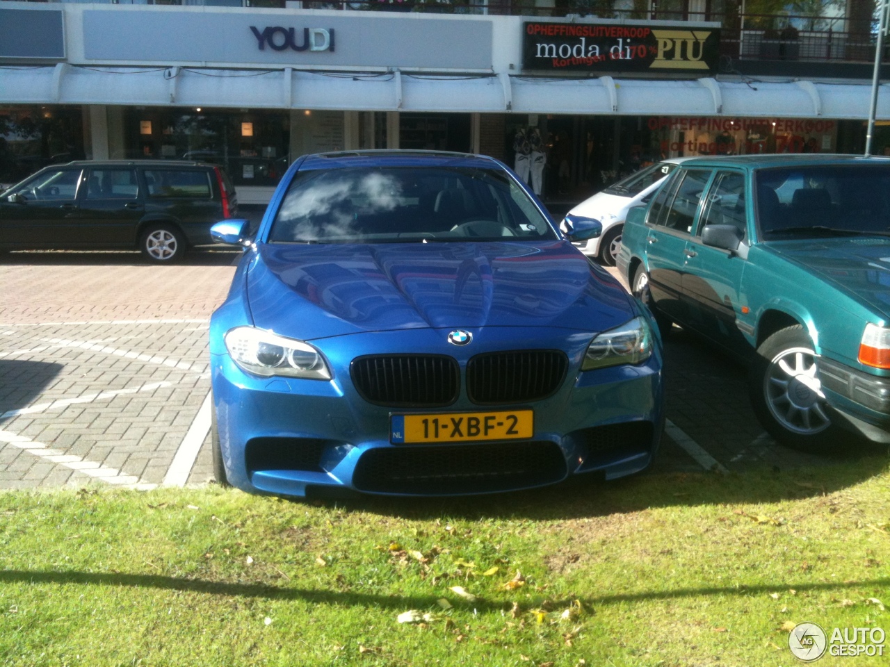 BMW M5 F10 2011