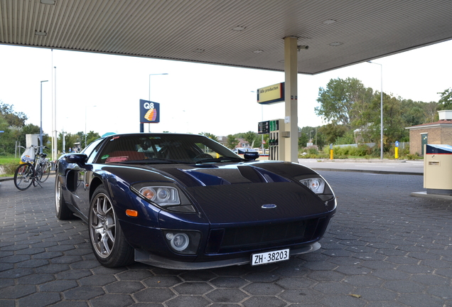 Ford GT