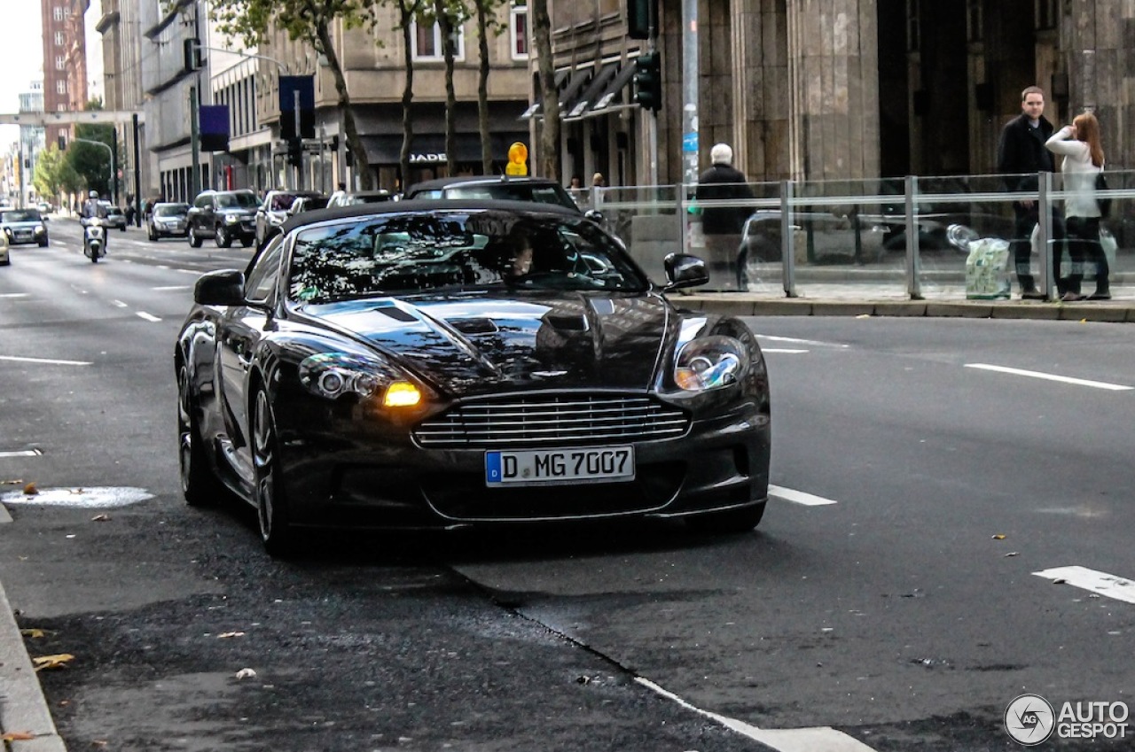 Aston Martin DBS Volante