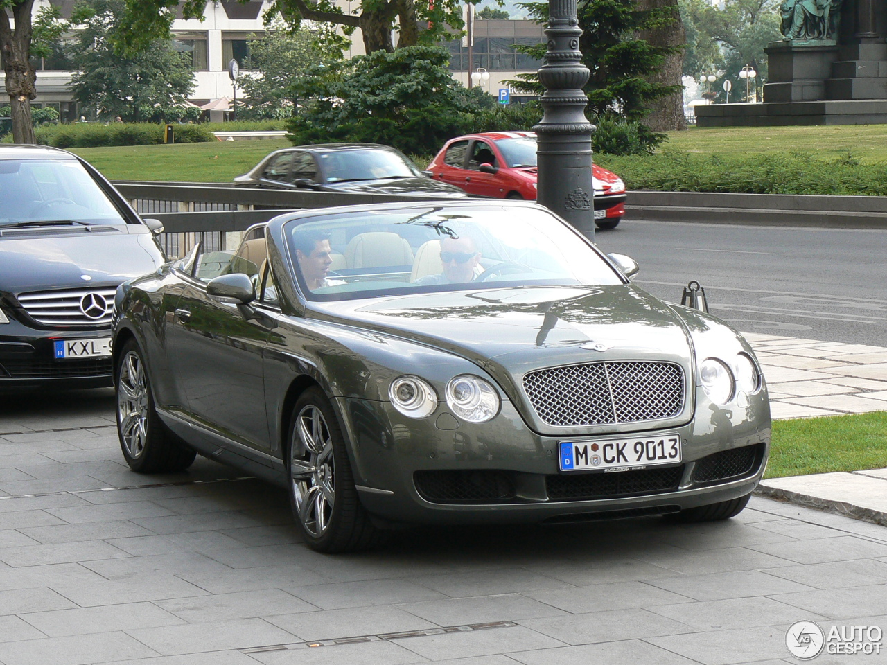 Bentley Continental GTC