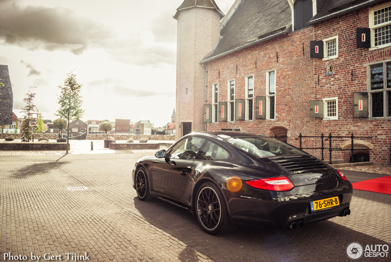 Porsche 997 Carrera GTS