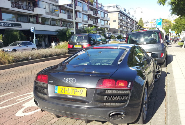 Audi R8 V10