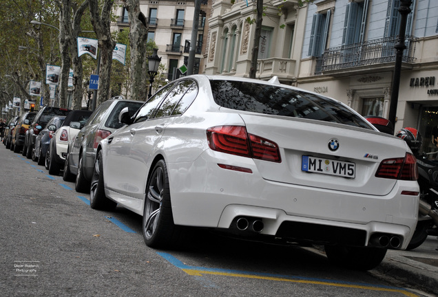 BMW M5 F10 2011