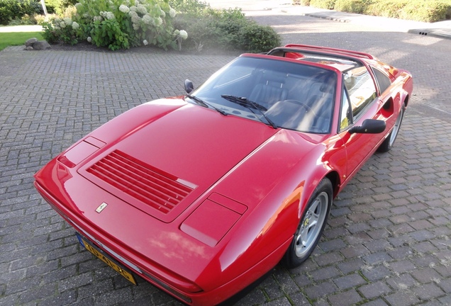 Ferrari 328 GTS