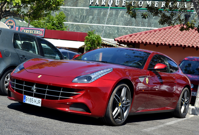 Ferrari FF