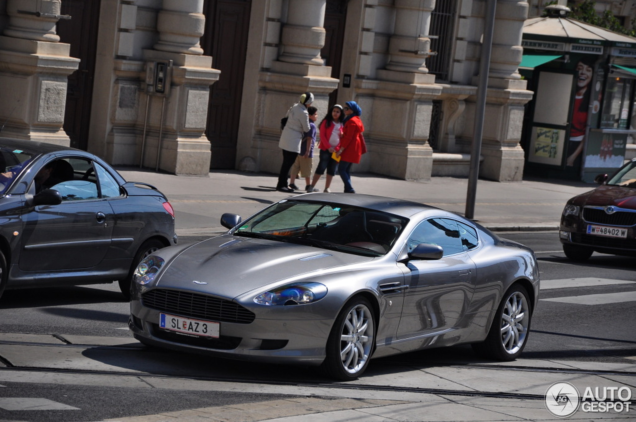 Aston Martin DB9