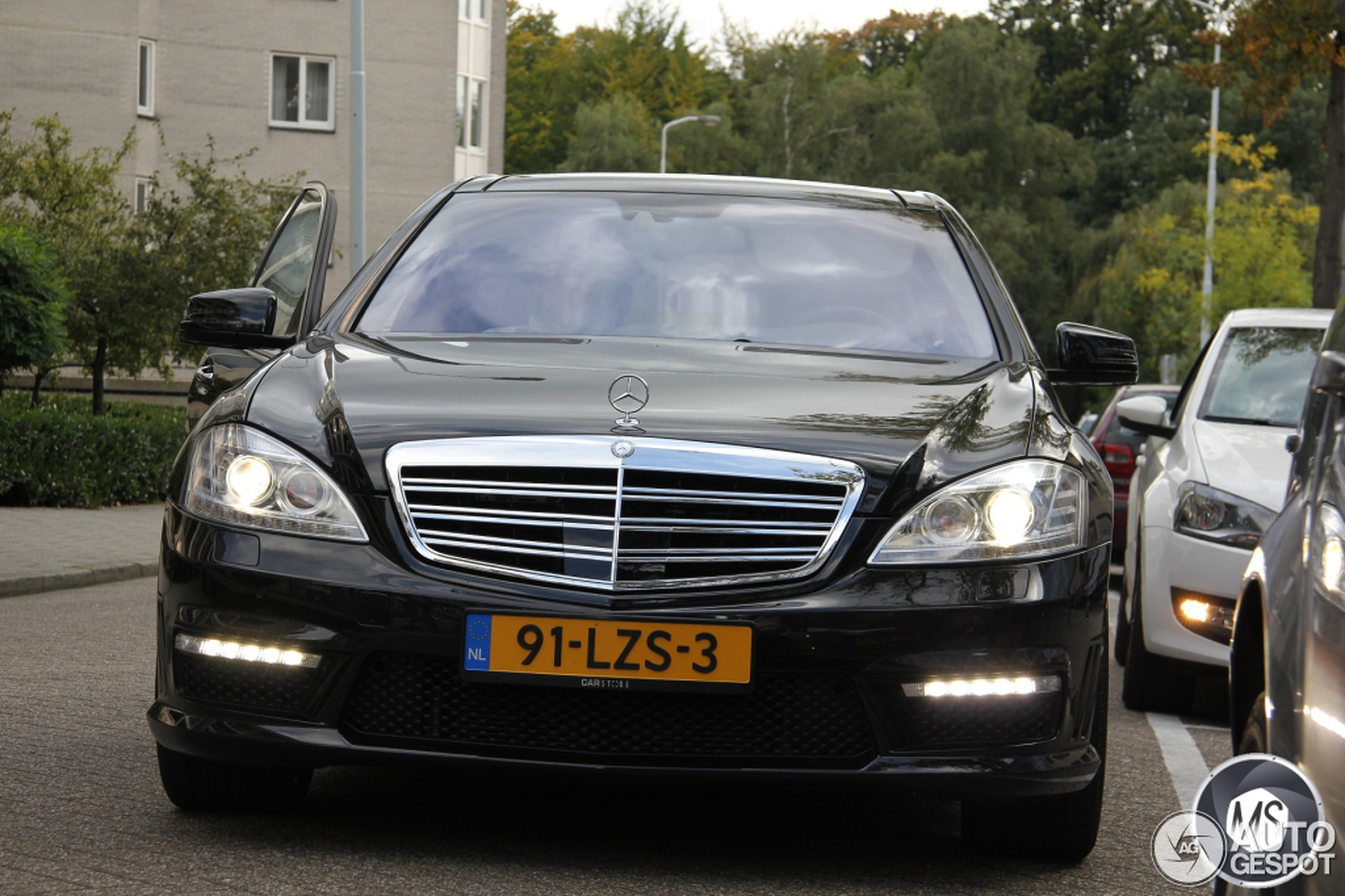 Mercedes-Benz S 65 AMG V221