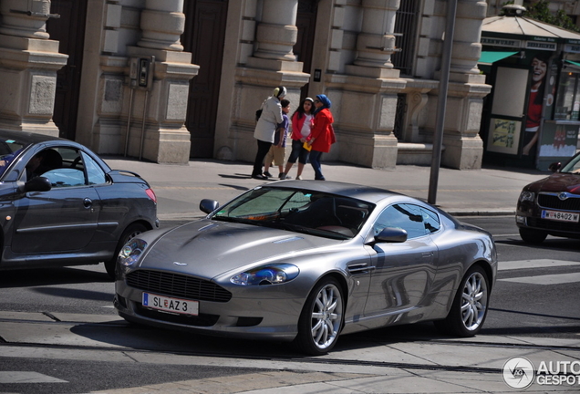 Aston Martin DB9