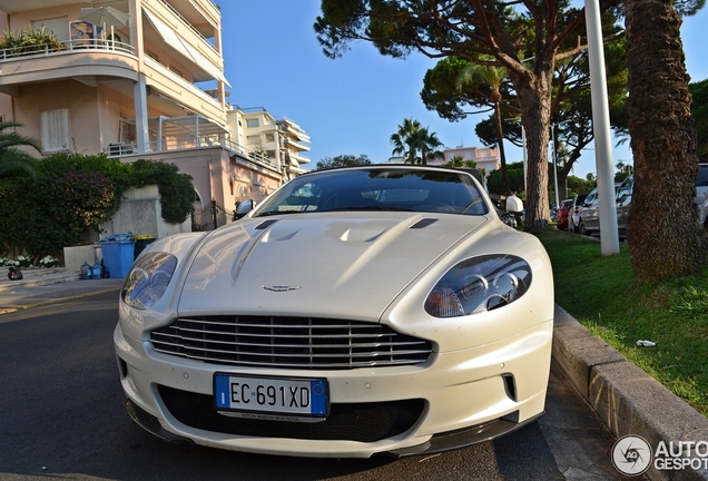 Aston Martin DBS Volante