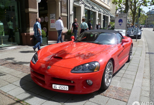 Dodge Viper SRT-10 Roadster 2003