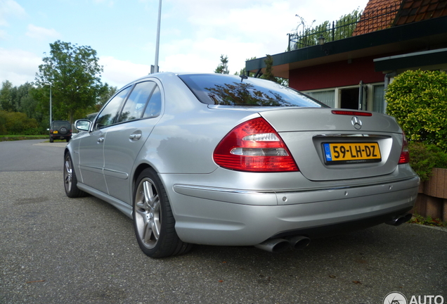 Mercedes-Benz E 55 AMG