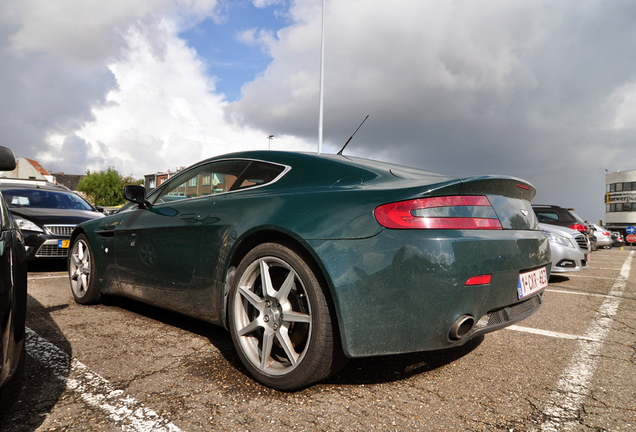 Aston Martin V8 Vantage