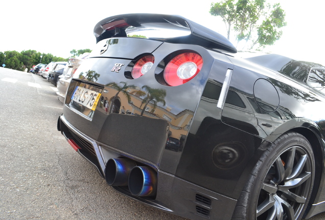 Nissan GT-R 2011