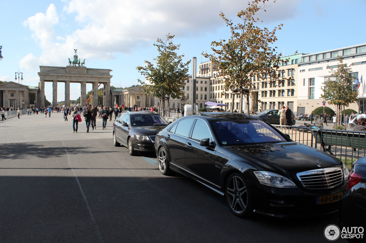 Mercedes-Benz S 63 AMG W221 2010