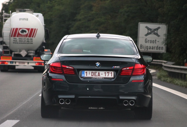 BMW M5 F10 2011