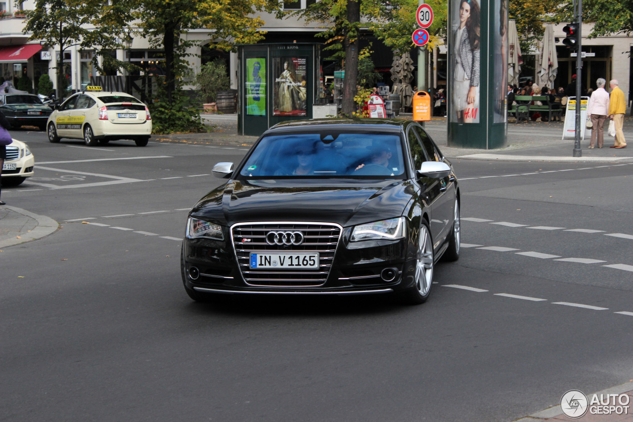 Audi S8 D4