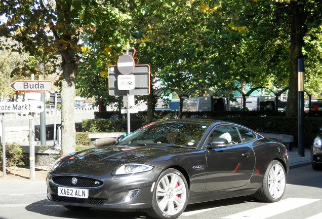 Jaguar XKR 2012