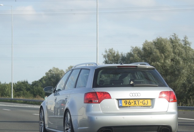 Audi RS4 Avant B7