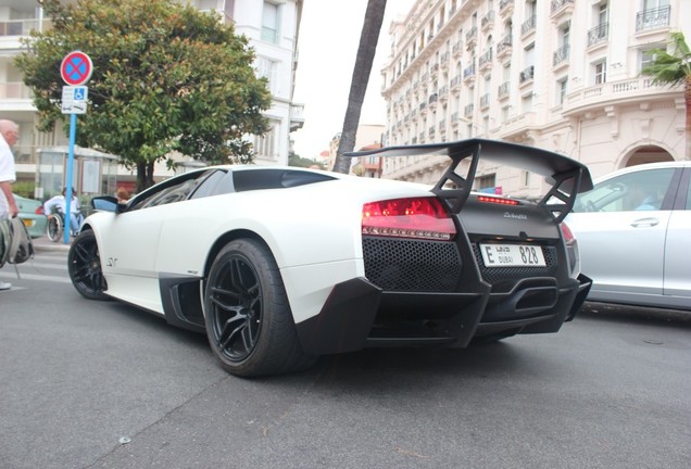 Lamborghini Murciélago LP670-4 SuperVeloce