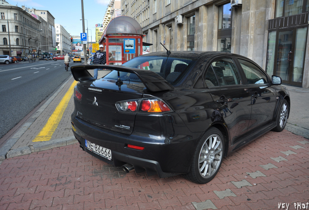 Mitsubishi Lancer Evolution X