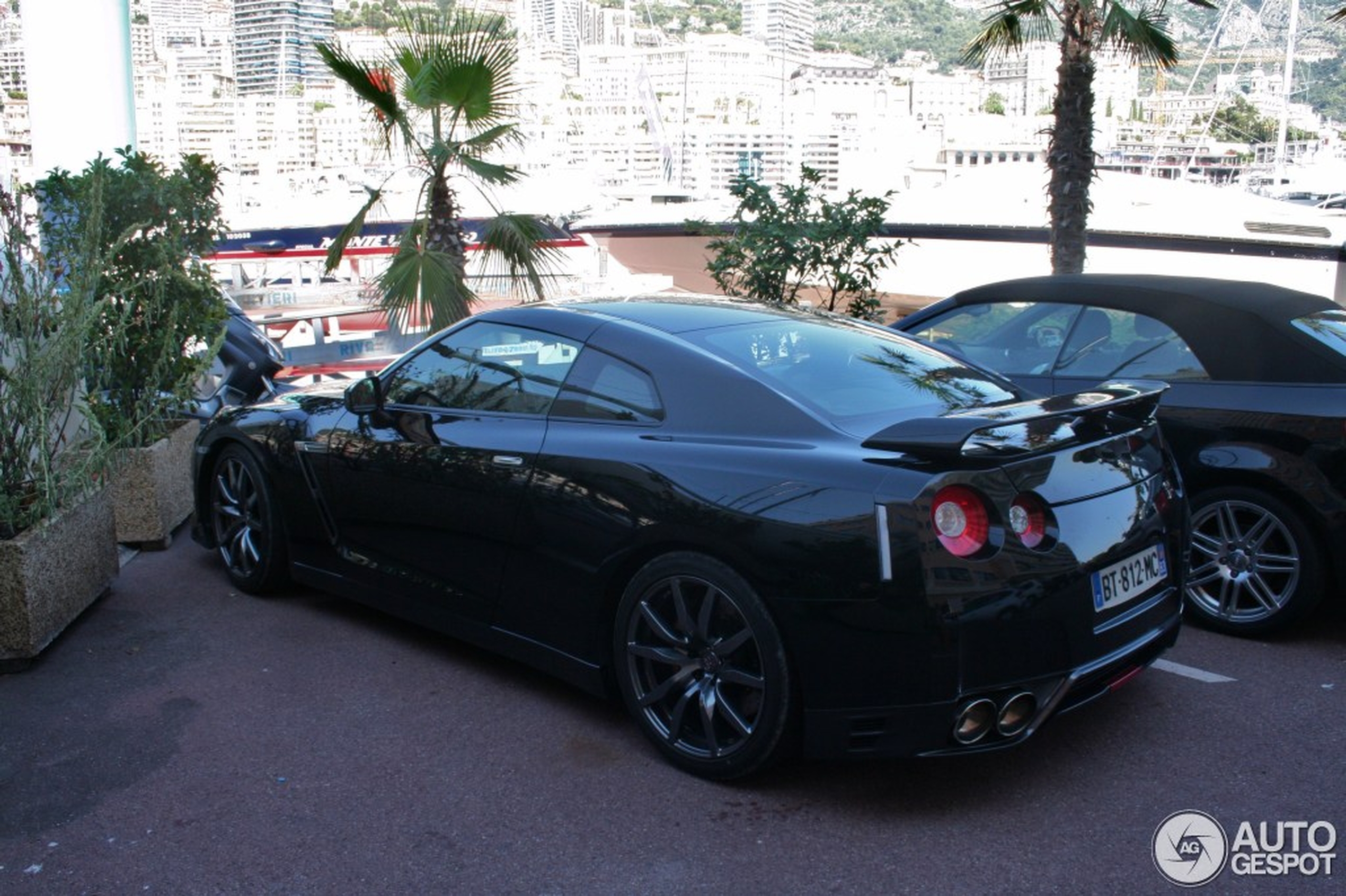 Nissan GT-R 2011