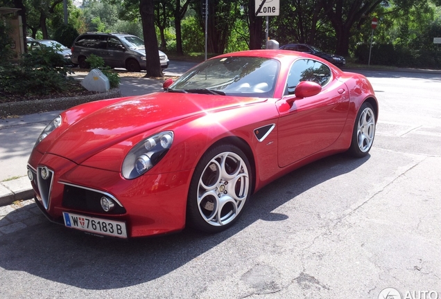 Alfa Romeo 8C Competizione